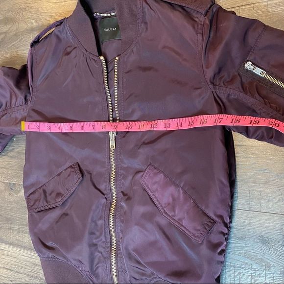 Aritzia Talula Plum Whitby Quilted Bomber Jacket - Picture 9 of 14